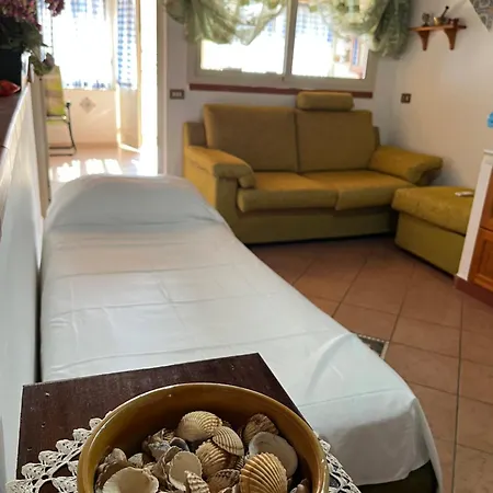 Salvatore Apartment Balestrate