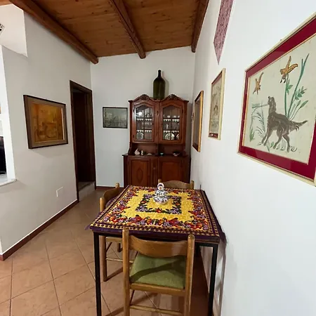 Salvatore Apartment Balestrate